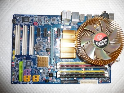 Gigabyte GA-P35-DS3  DDR2 - ATX - Sockel LGA775 - mit I/O Shield