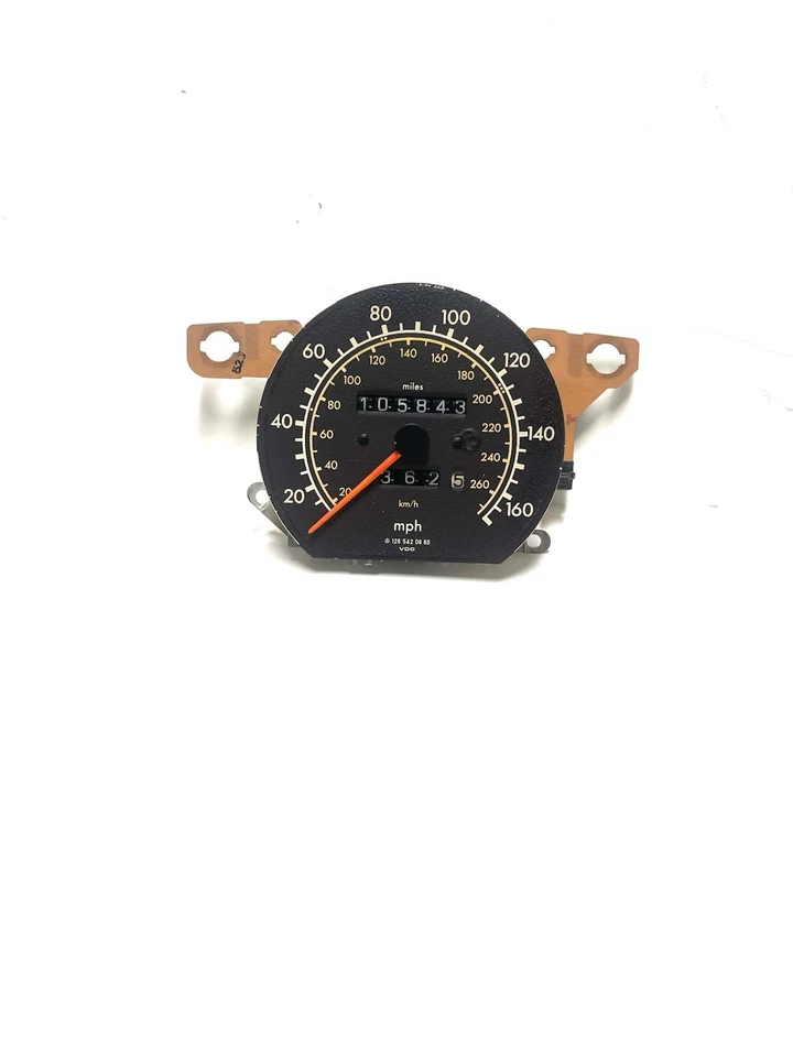 🐝 Medidor velocímetro reconstruido Mercedes 88-91 (W126) 560SEC 560SEL con 105 k millas Foto 2 de 4