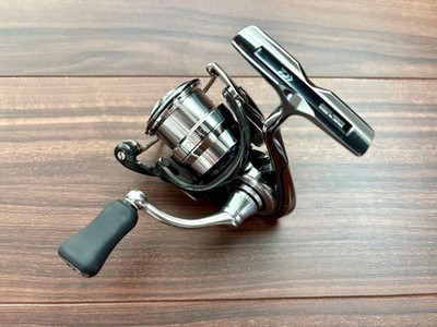 DAIWA 18 Exist 2000S-P LEVITATION Tune Spinnrolle Top Zustand