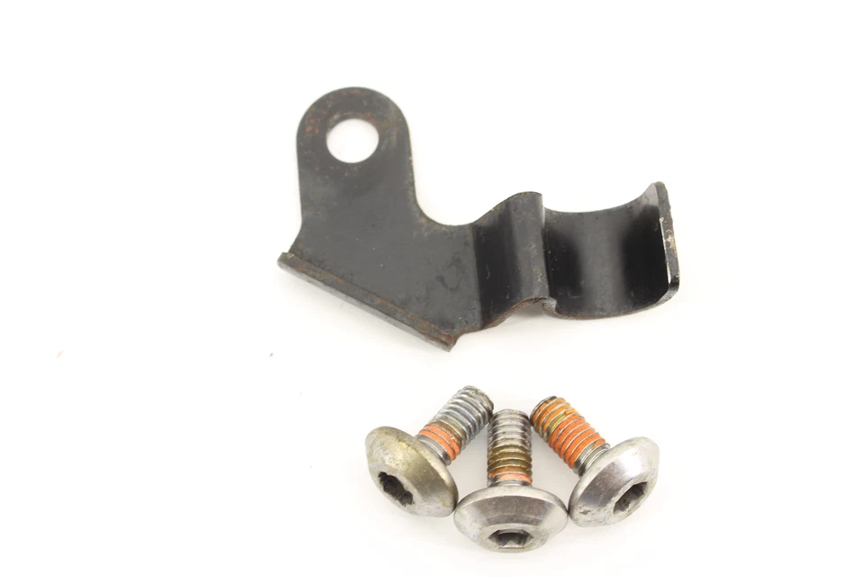 2012 Kawasaki Ninja Zx1000g Rear Wheel Tire Hugger Fender BOLT SET 92153-0422 - Image 3 of 4