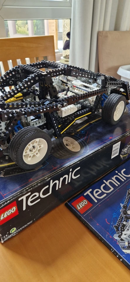 LEGO Technic 8880 Super Car, photo 4 of 5