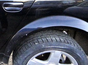 AUdi A6 4B Allrod 4Z Blende Kotflügel hinten links Abdeckung schwarz LY9B