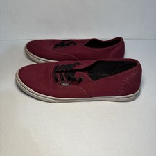Vans sneakers Women s Burgundy Low Top Skate Shoes Size 7.5 Or Men s 6
