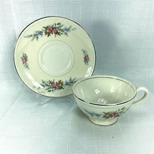 Vintage Homer Laughlin Eggshell Georgian COUNTESS Footed Cup & Saucer ~ c.1941