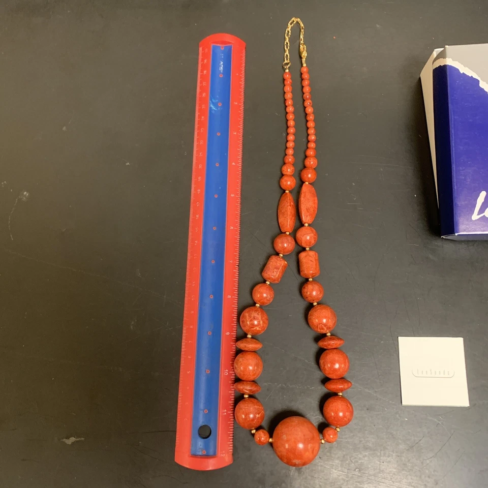 Collar de cuentas vintage Lee Sands rojo coral color chuchería costa suroeste Foto 2 de 4