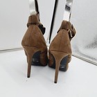 Foto 4 di 9