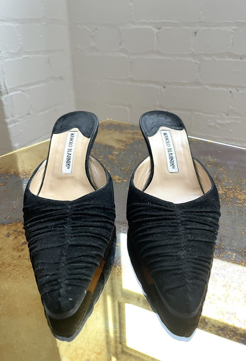Vintage Manolo Blahnik Kitten Heels In Black Suede🖤 | eBay