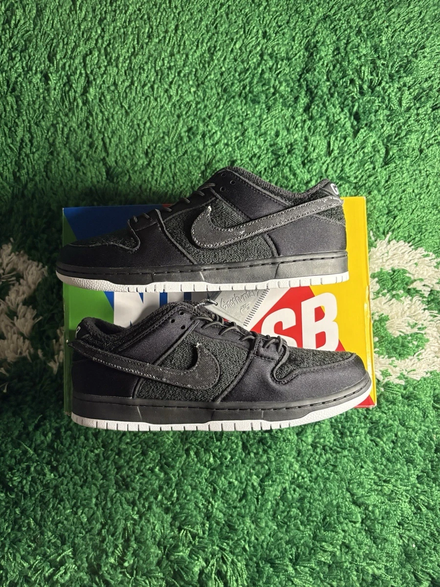 Nike Gnarhunters x Dunk SB Low Black for Sale - Authenticity