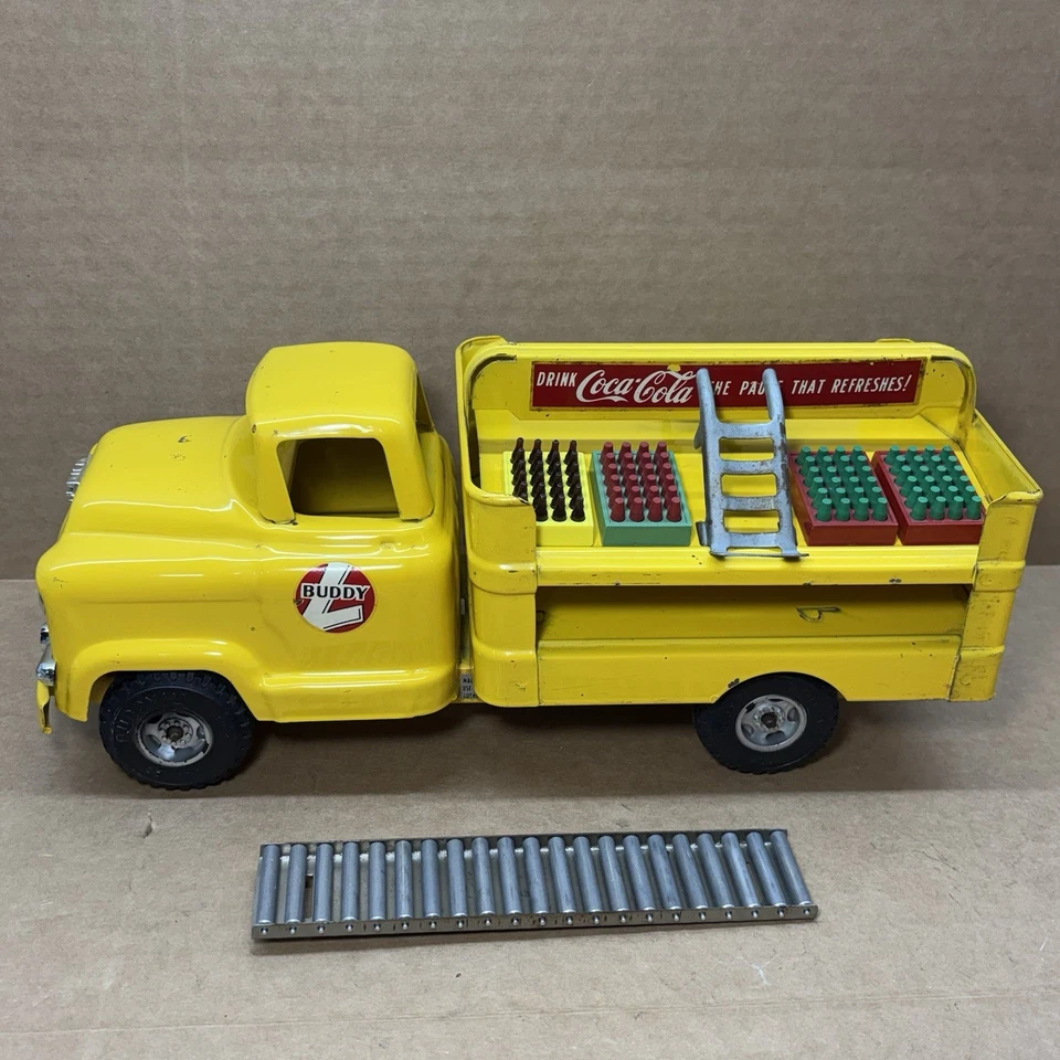 Camión de reparto Buddy L GMC Coca-Cola de colección juguete acero prensado con accesorios Foto 2 de 4