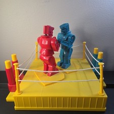 Mattel Rock 'Em Sock 'Em Robots Game 2001