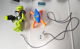 LEGO Hero Factory 44023 Rocka Crawler 44027 Breeze Free Machine Set