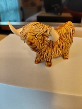 VINTAGE HIGHLAND COW FIGURINE POSSIBLY CASTLE WYND POTTERY
