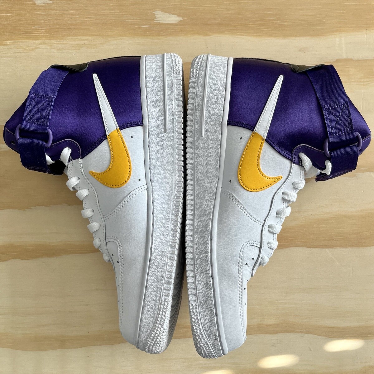 Nike Air Force 1 One High 07 LV8 
