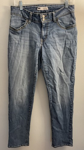 Levis Ladies Curvy Straight 529 style 