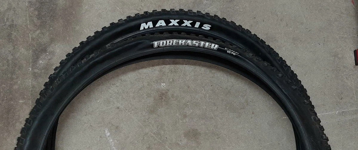 2x Maxxis Forekaster 27.5 x 2.35