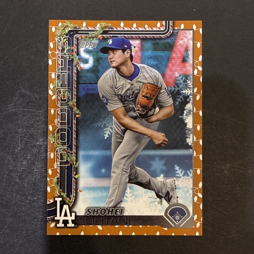 2025 Topps Holiday Shohei Ohtani Gold Lights Border #H1 SSP