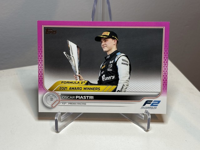 2022 Topps Formula 1 Oscar Piastri Fuchsia/150 No.199 RC