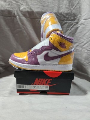 Size 5 - Jordan 1 Retro High OG Brotherhood 2022