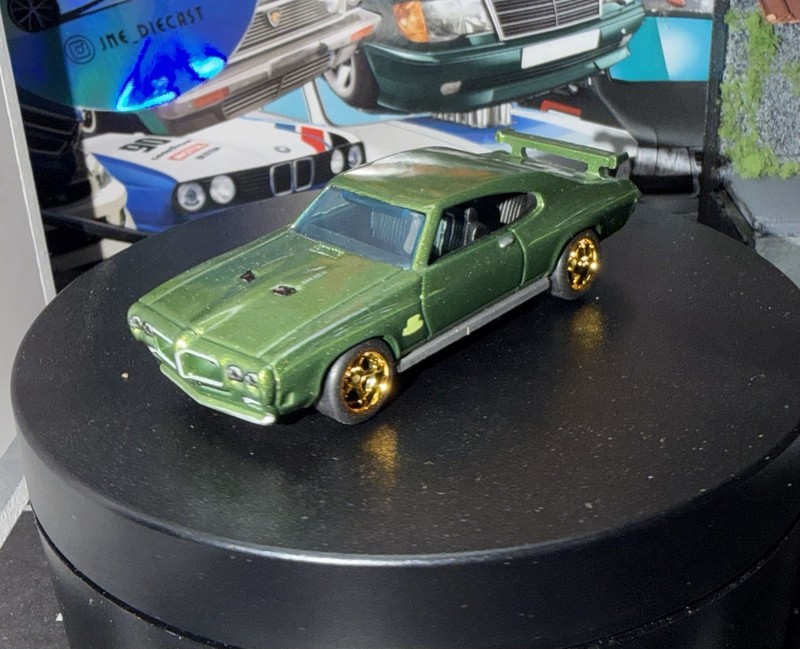 Hot Wheels Silver Series ’70 Pontiac GTO Judge CUSTOM Wheel & Tire Real Riders