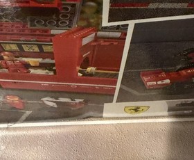 LEGO SPEED CHAMPIONS: F14 T & Scuderia Ferrari Truck (75913) - NEW SEALED