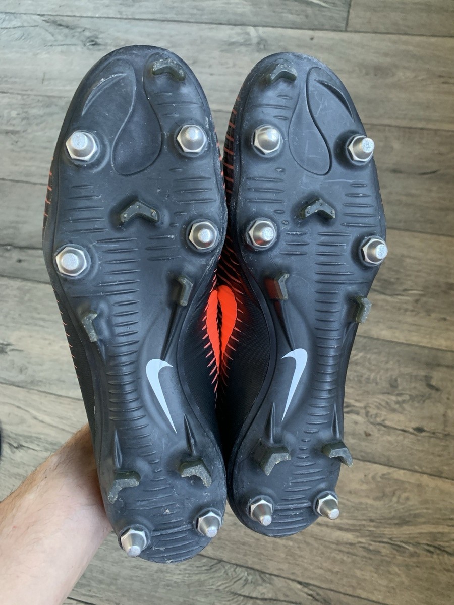 Nike Mercurial Vapor XI ACC Nike ID Football Soccer Boots Cleats