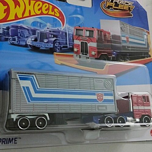 Hot Wheels 2024 Track Fleet Transformers Optimus Prime Truck FREE PROTECTOR - Picture 6 of 7