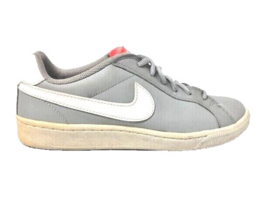 Nike Court Majestic Women's size 8.5 Grey White leather lace up Shoe Sneaker
