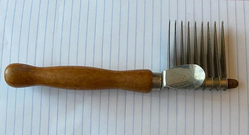 Long Tooth Dematting Comb for Large Mats