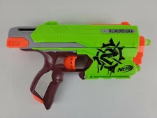 NERF Zombie Strike SIDESTRIKE Pistol Gun Blaster With 3 Nerf Darts