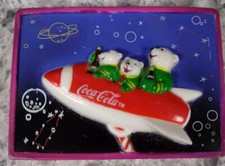 Vintage Coca Cola Coke Refrigerator Magnet Polar Bear Family Christmas 1997