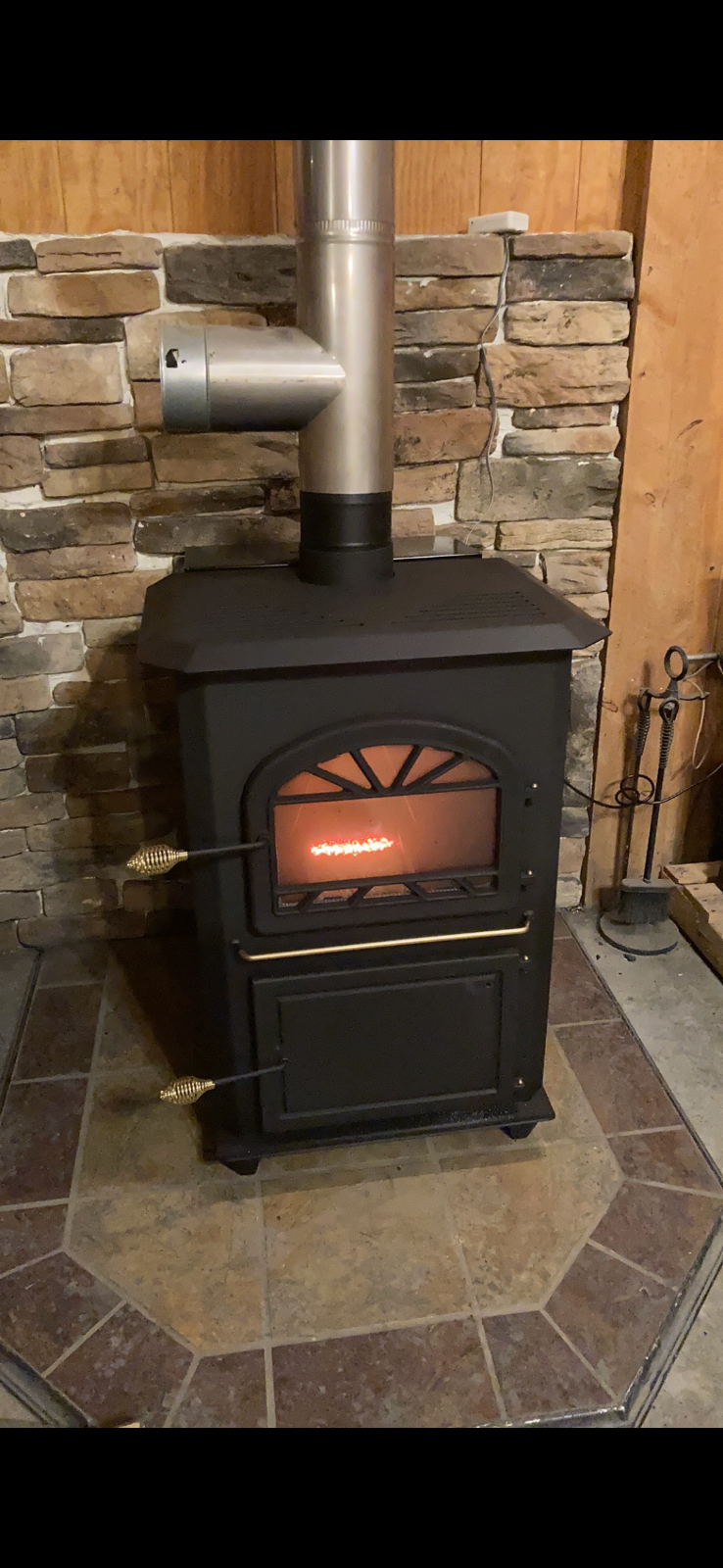 Leisure Line Pioneer Coal Stove-- Top Vent 90,000BTU Automatic Feed NEW! |  eBay