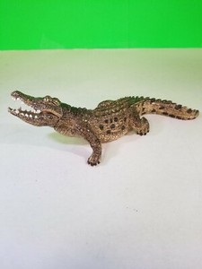 schleich alligator