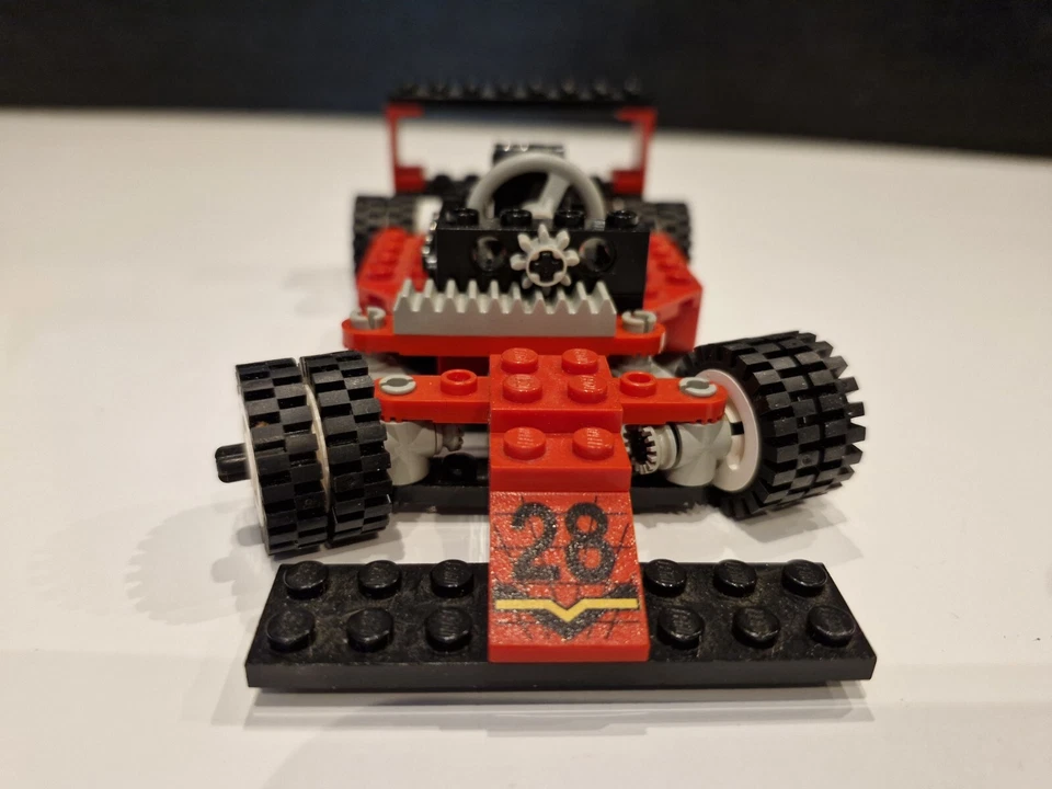 LEGO Technic 8808 F1 Racer, photo 3 sur 5