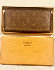 ✨LOUIS VUITTON M42616 Monogram Canvas Zippy Wallet - Brown✨
