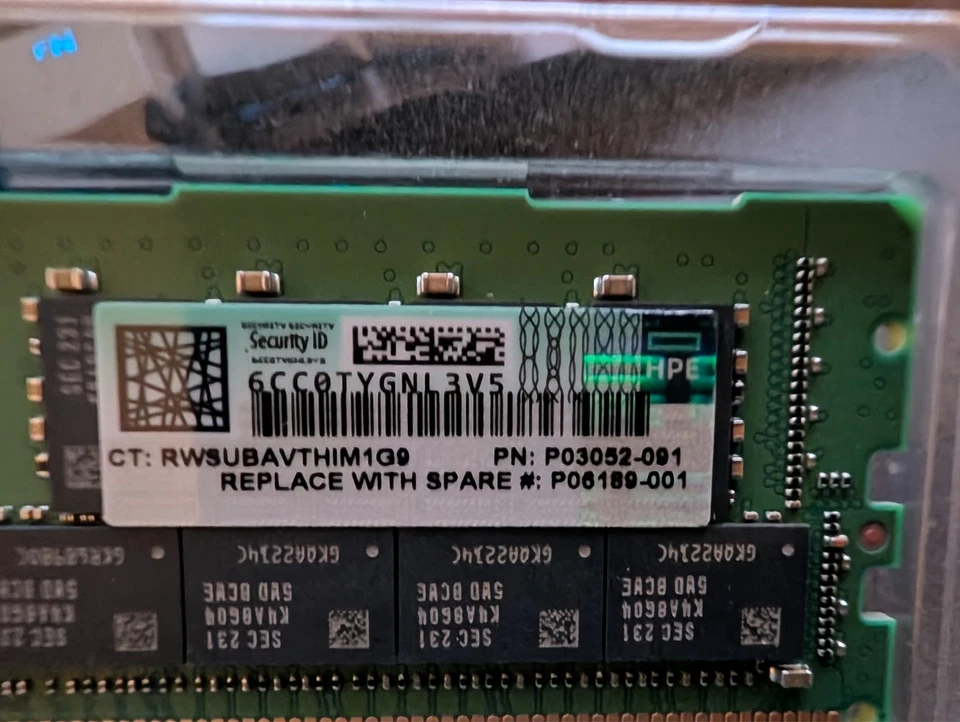 Lot of 4x HPE Smartmemory - 32GB PC3200 DIMMs - Image 2 of 3