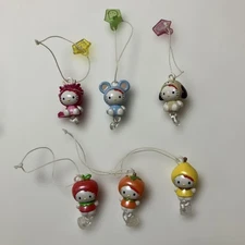 Hello Kitty Sanrio Fruit Fortune Zodiac Joint Strap Keychain Rare 2000-2001