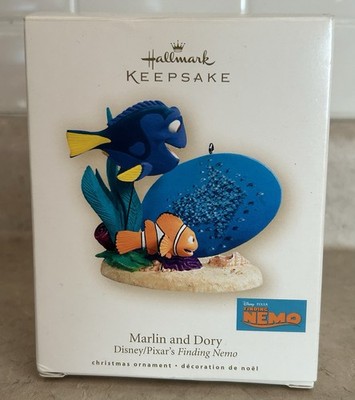 HALLMARK KEEPSAKE ORNAMENT MARLIN AND DORY FINDING NEMO - BRAND NEW IN BOX