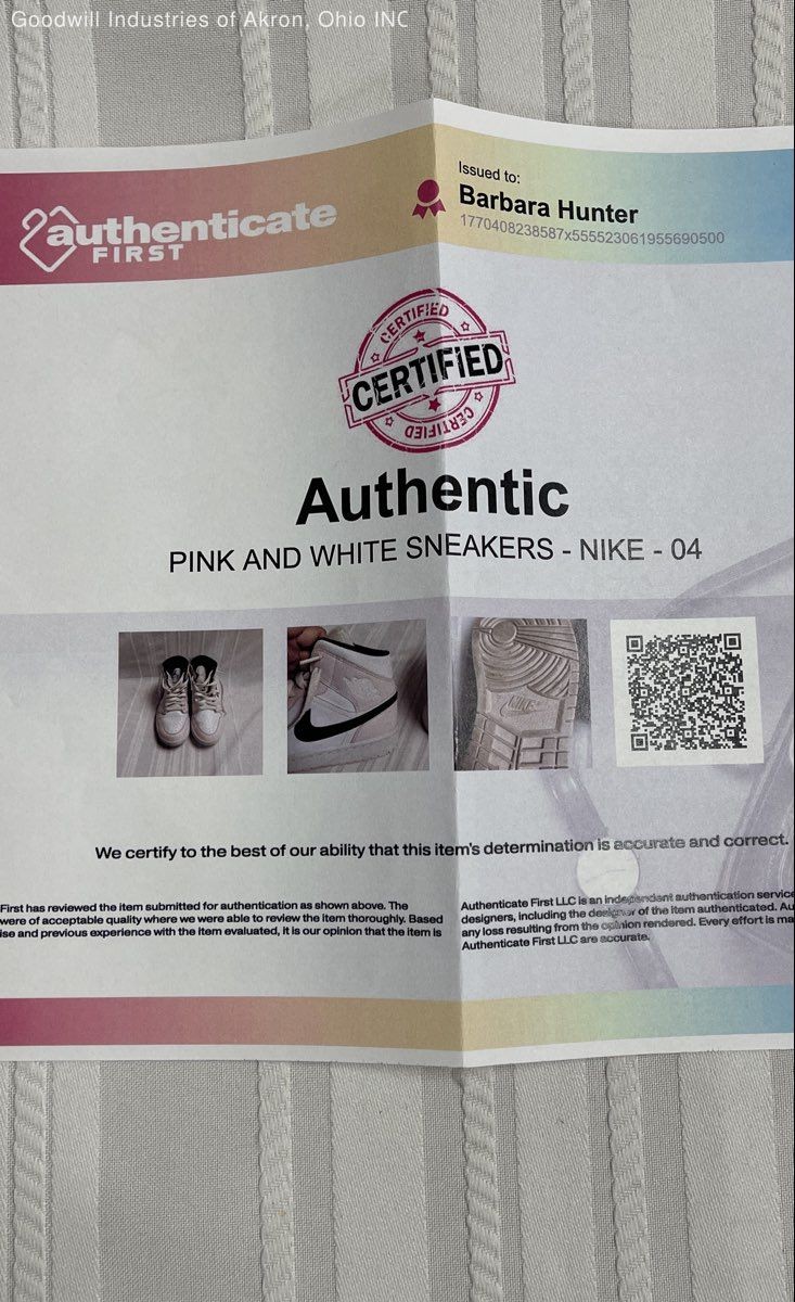 Nike Air Jordan 1 Mid Digital Pink Basketball Sneakers Womens Size 9.5 COA thumbnail 8