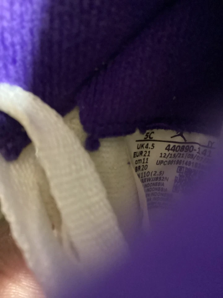 Nike Air Jordan Retro 5 toddler Size 5c - Image 4 of 4