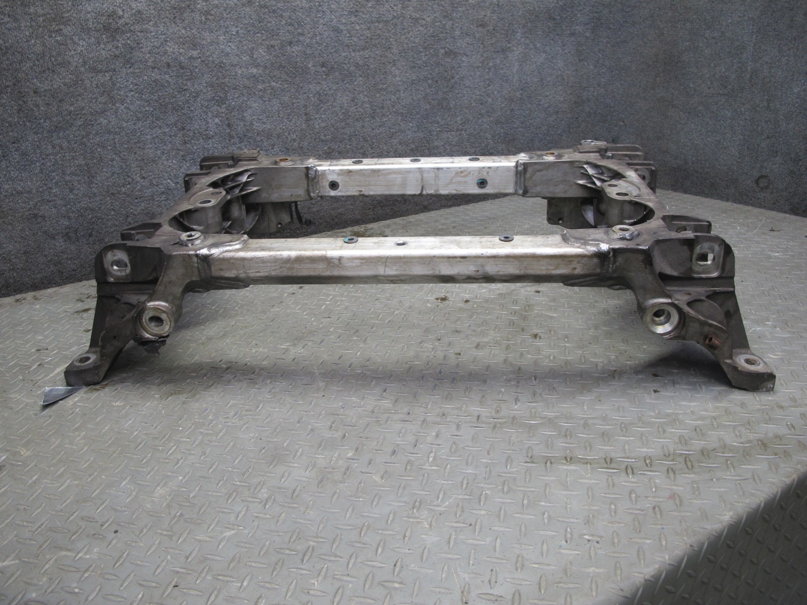 2014-2020 MASERATI GHIBLI M157 SQ4 AWD FRONT SUBFRAME CROSSMEMBER CARRIER