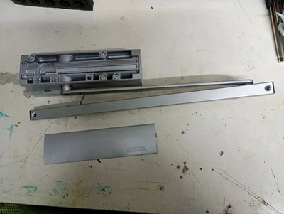 GEZE Türschließer TS 3000 V | VBC  | mit Gleitschiene und Feststellung, silber - Bild 1 von 4