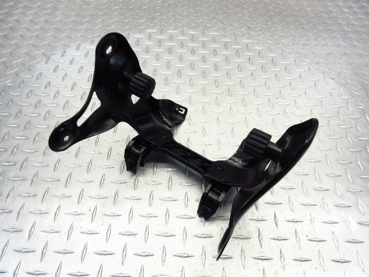 2013 13-16 Triumph Trophy SE 1215 OEM Gas Fuel Tank Bracket Mount