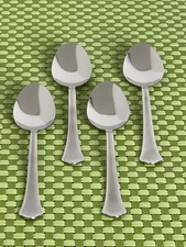 International CAPRI FROST Stainless 4 Teaspoons Frosted Glossy Flatware NEW