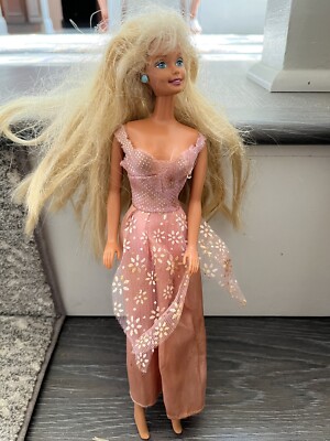 ヴィンテージBarbie Vintage 1966 Barbie Blonde Hair With Bangs. Painted Blue