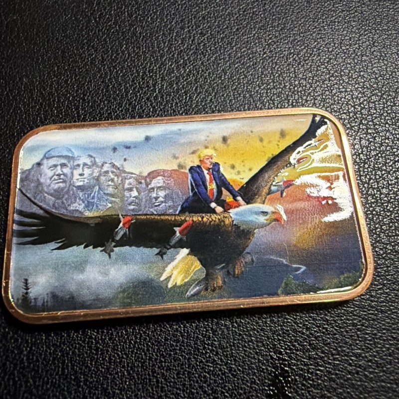 Donald Trump Flying On Eagle MT Rushmore America USA 1 Oz 999 Copper Bar U50