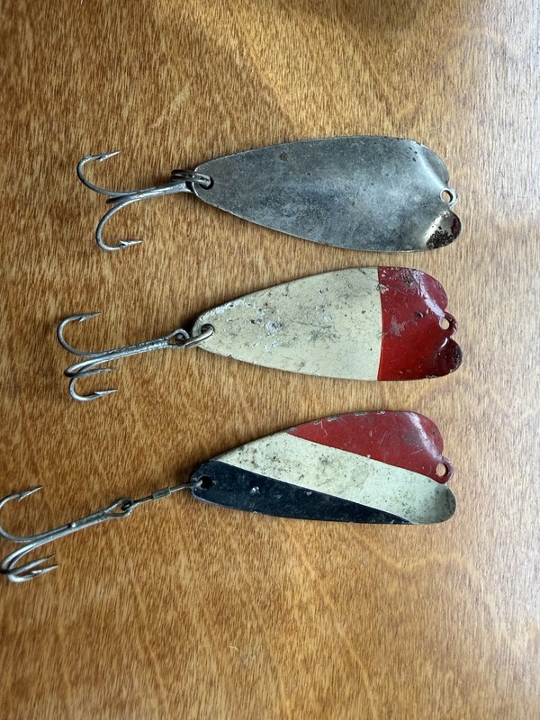 VINTAGE UNKNOWN EARLY SPOON LURES