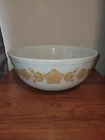 Vintage Pyrex 404 4 Qt. Quart Mixing Bowl 1970s Butterfly Gold