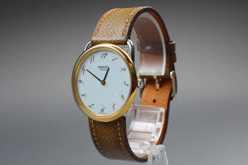 [Casi COMO NUEVO] Reloj de cuarzo vintage HERMES Arceau 33 mm esfera blanca dorado plata para hombre Foto 4 de 4