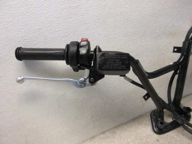 17 2017 BMW C Evolution Handlebar Assembly w/Levers & Grips OEM LKQ - Изображение 3 из 4