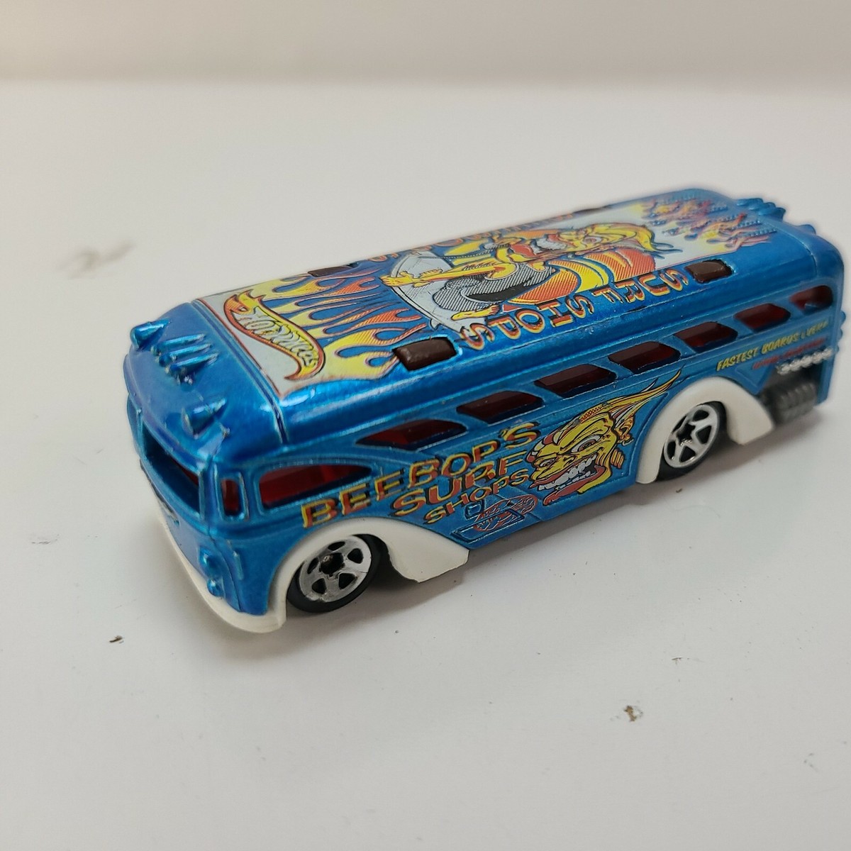 Hot Wheels Surfin' School Bus 2000 Beebop's Surf Shops Blue